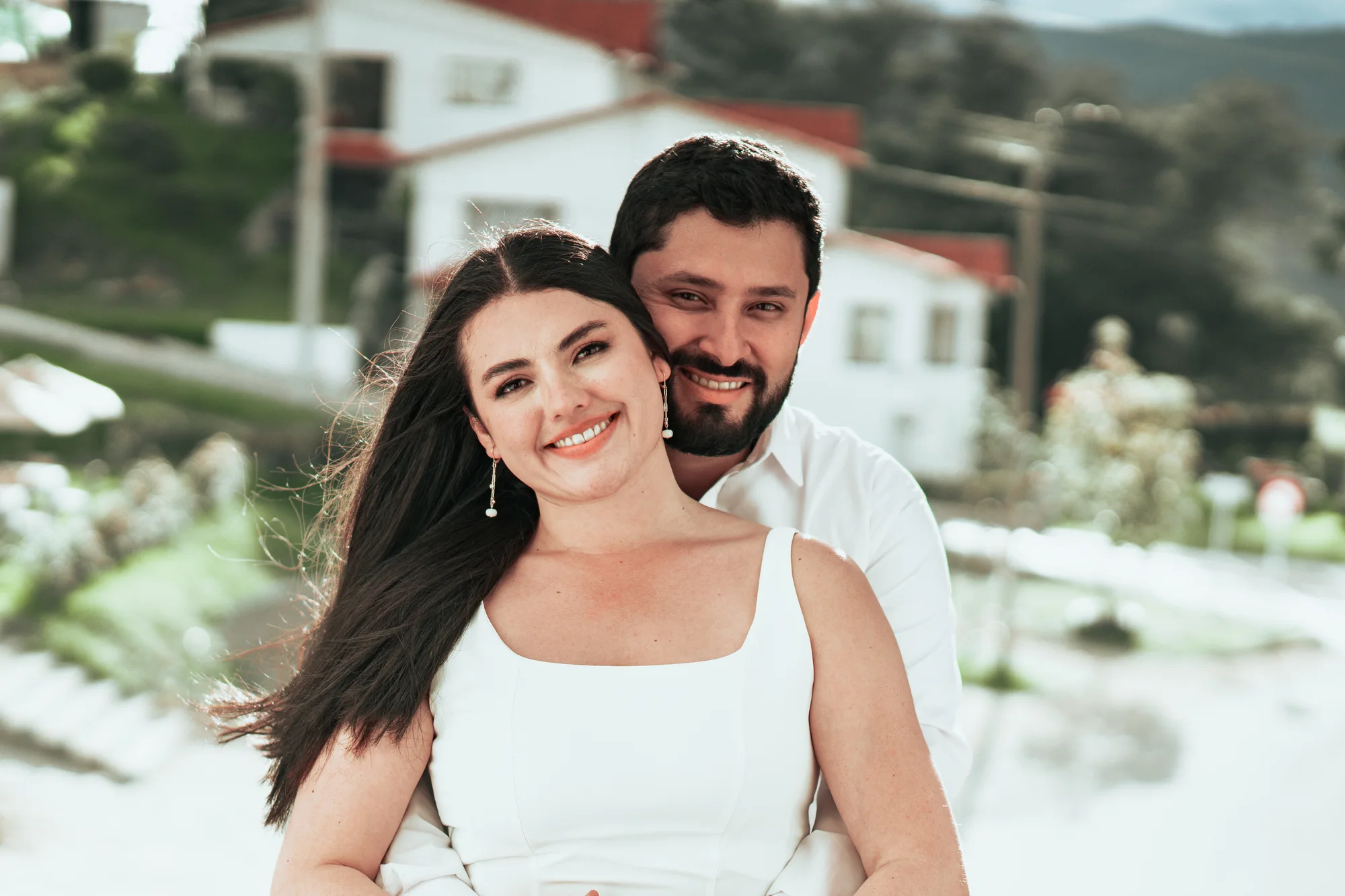 Pareja en sesión pre-boda Guatavita Colombia