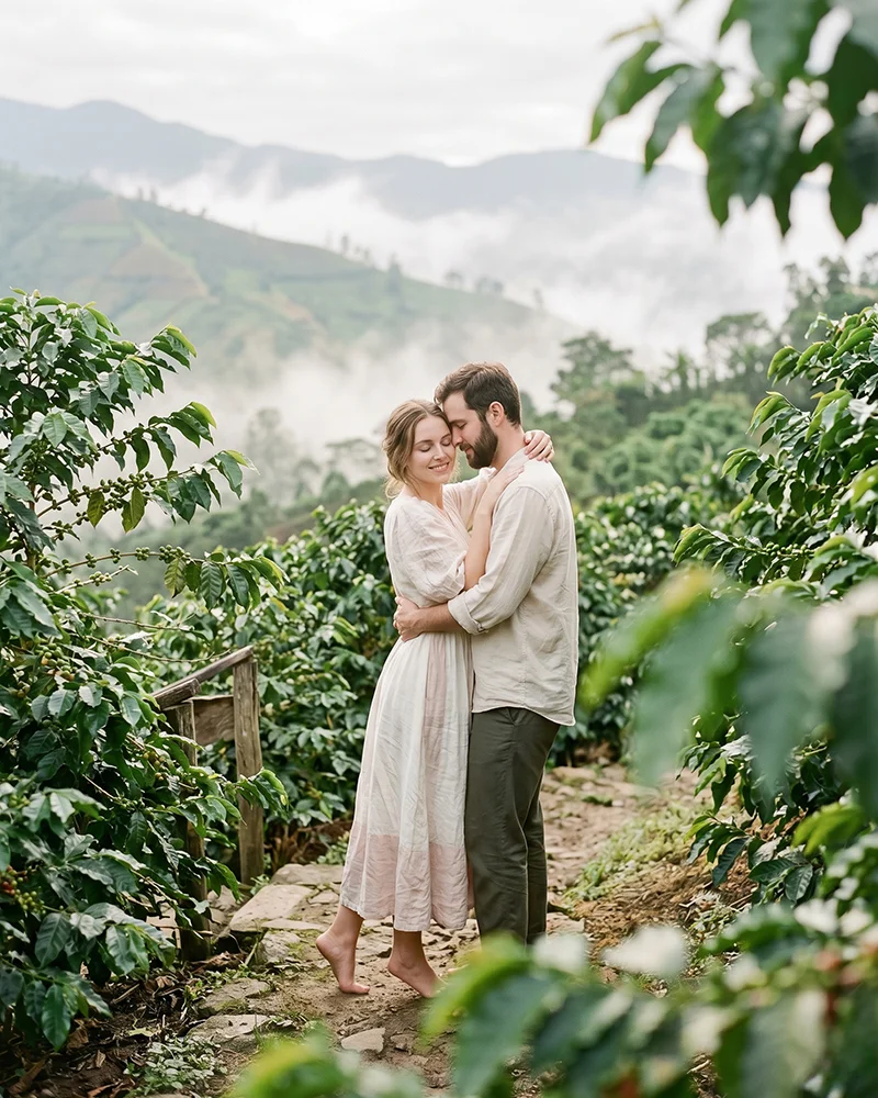 Fotografía de novios en sesión exterior — Mayu y Nina